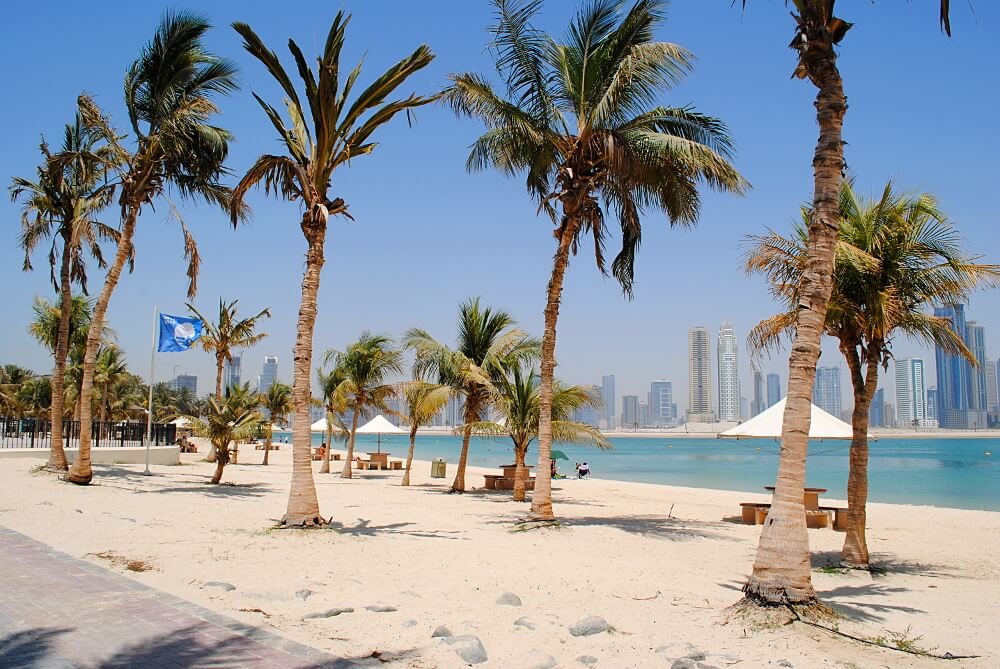 Al Mamzar Beach and bath