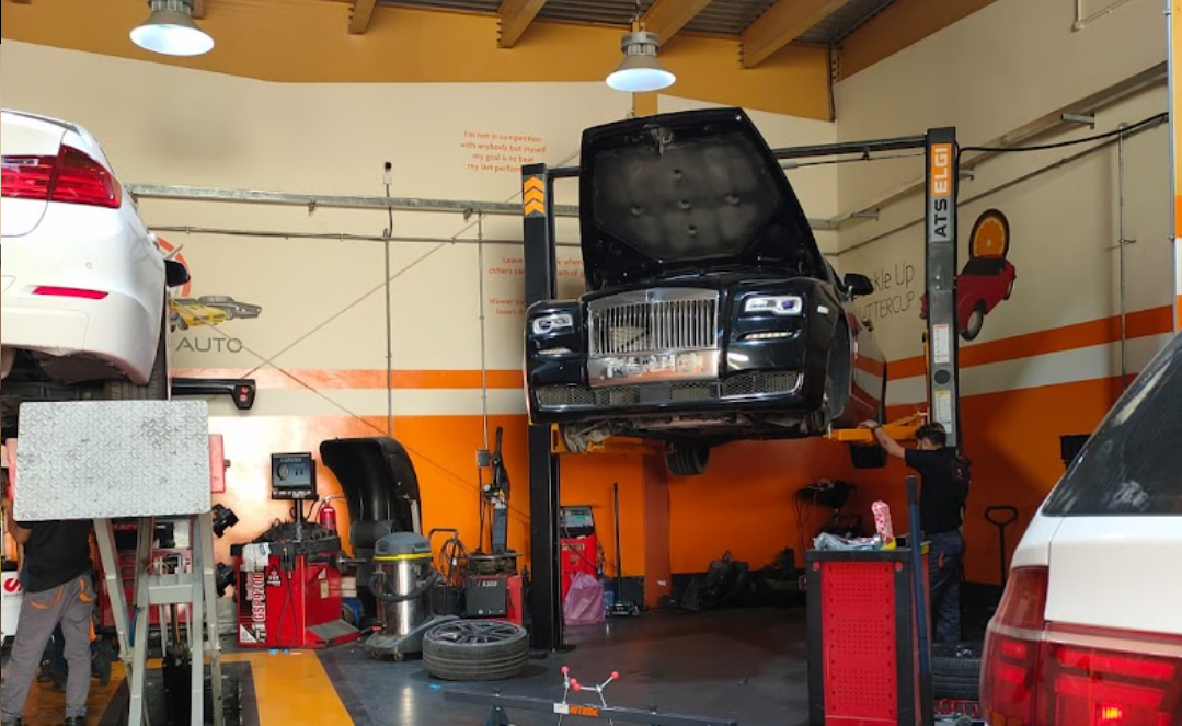 best car repair garage in Dubai.