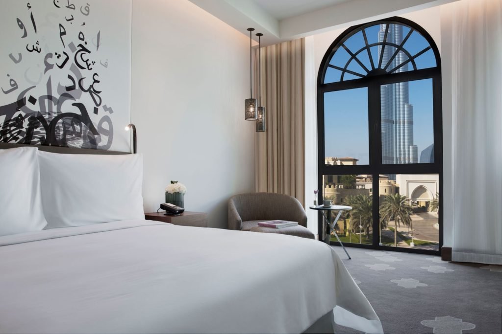 hotels with burj khalifa view