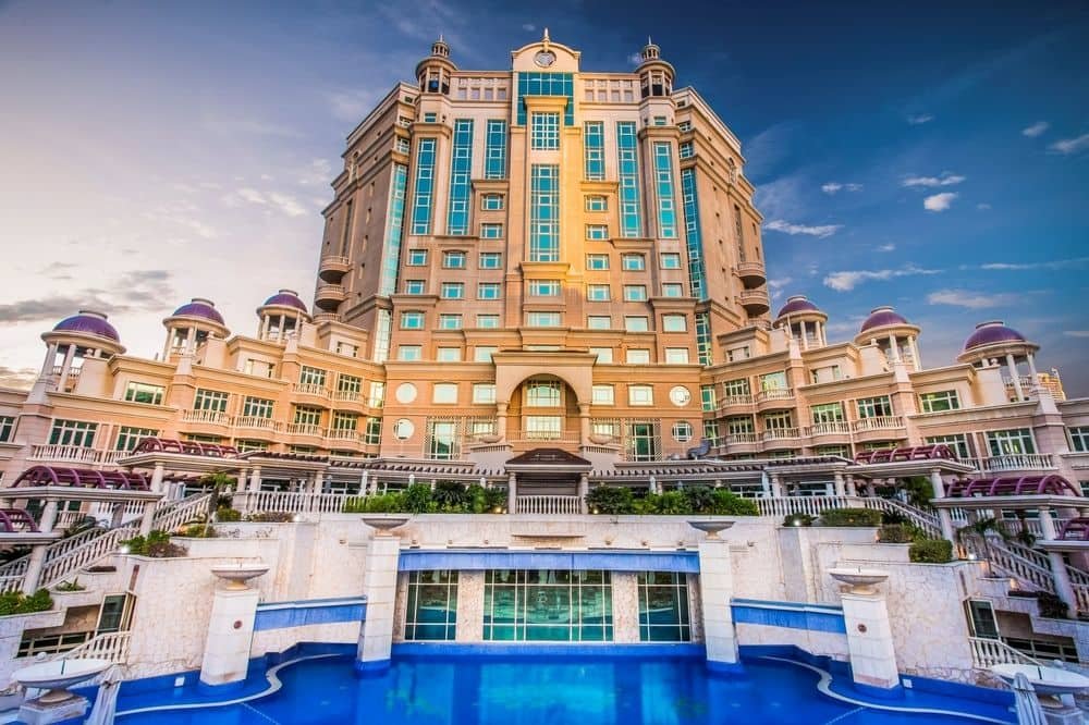 5 star hotels near burj khalifa