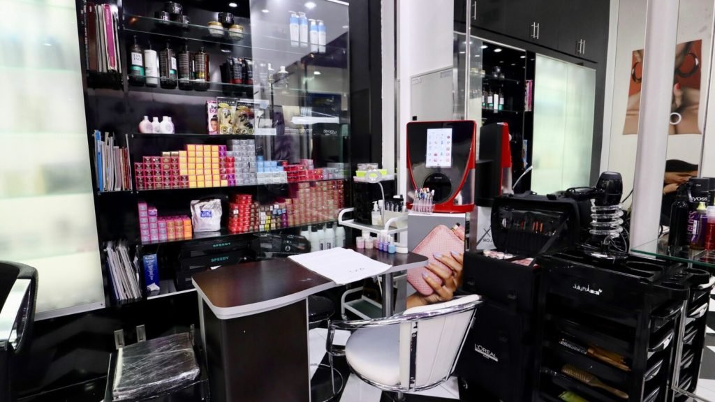 Ladies salon in al satwa