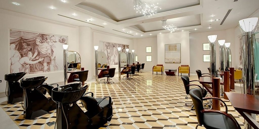 hair salon in Dubai satwa