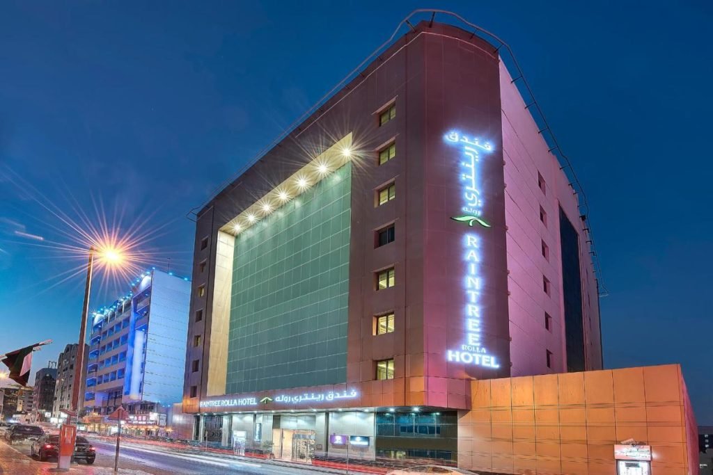 cheap hotel apartments in dubai near metro station