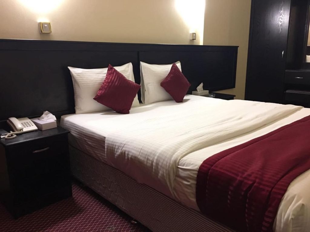 cheap hotel in bur dubai 100 aed