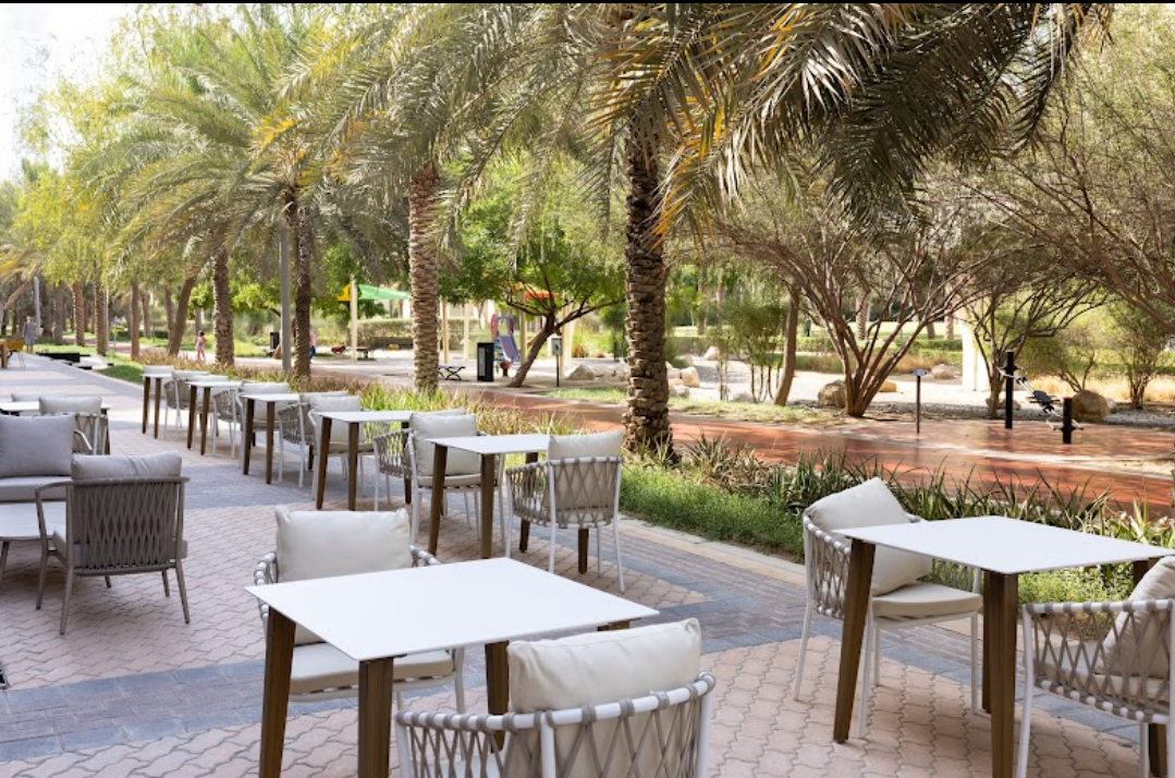 Elli Cafe and Bakery