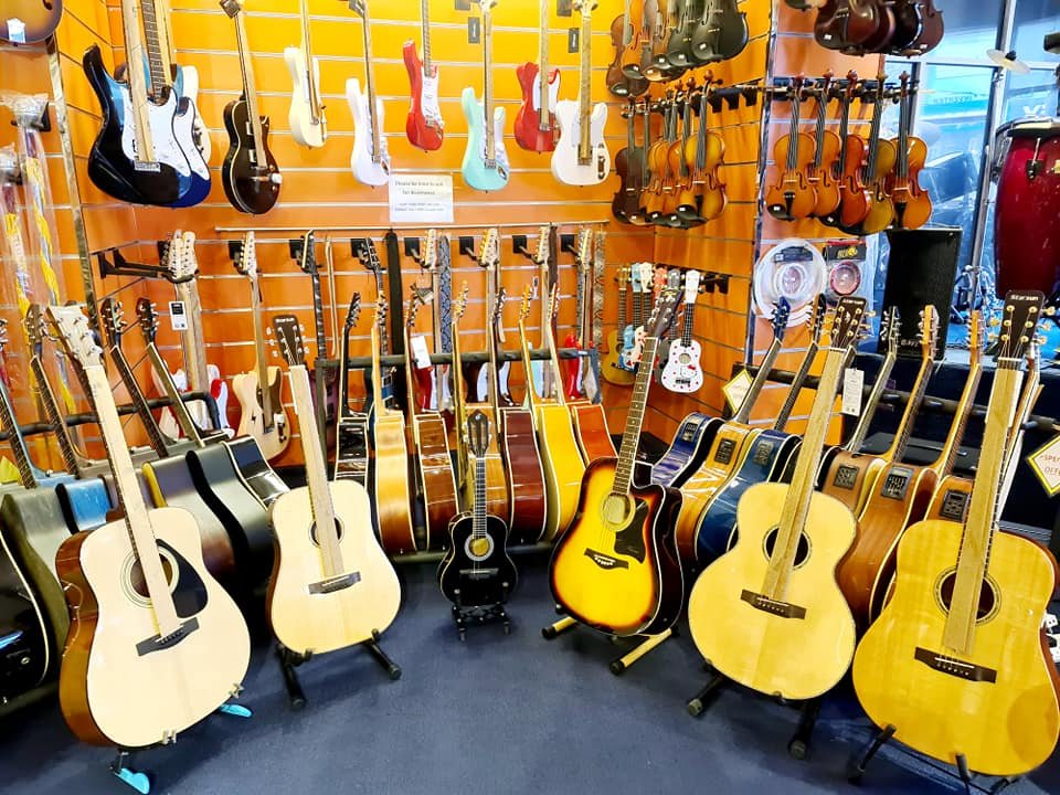music instruments shops in bur dubai 